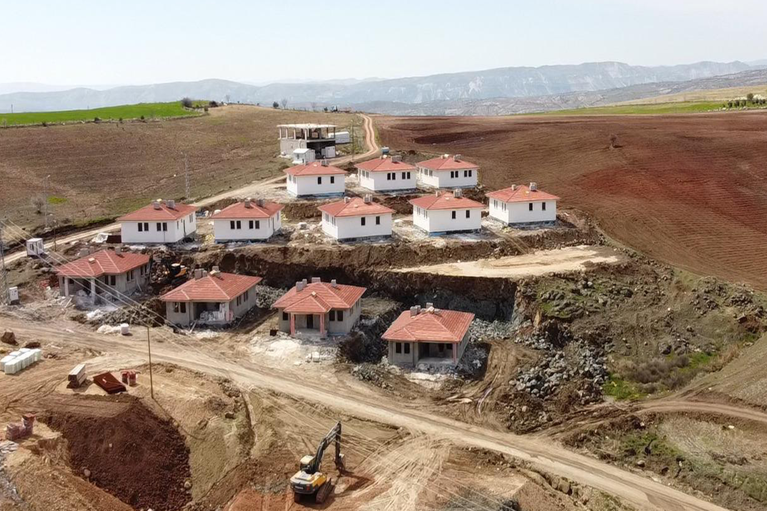  Maraş Türkoğlu 159 konut
                                                